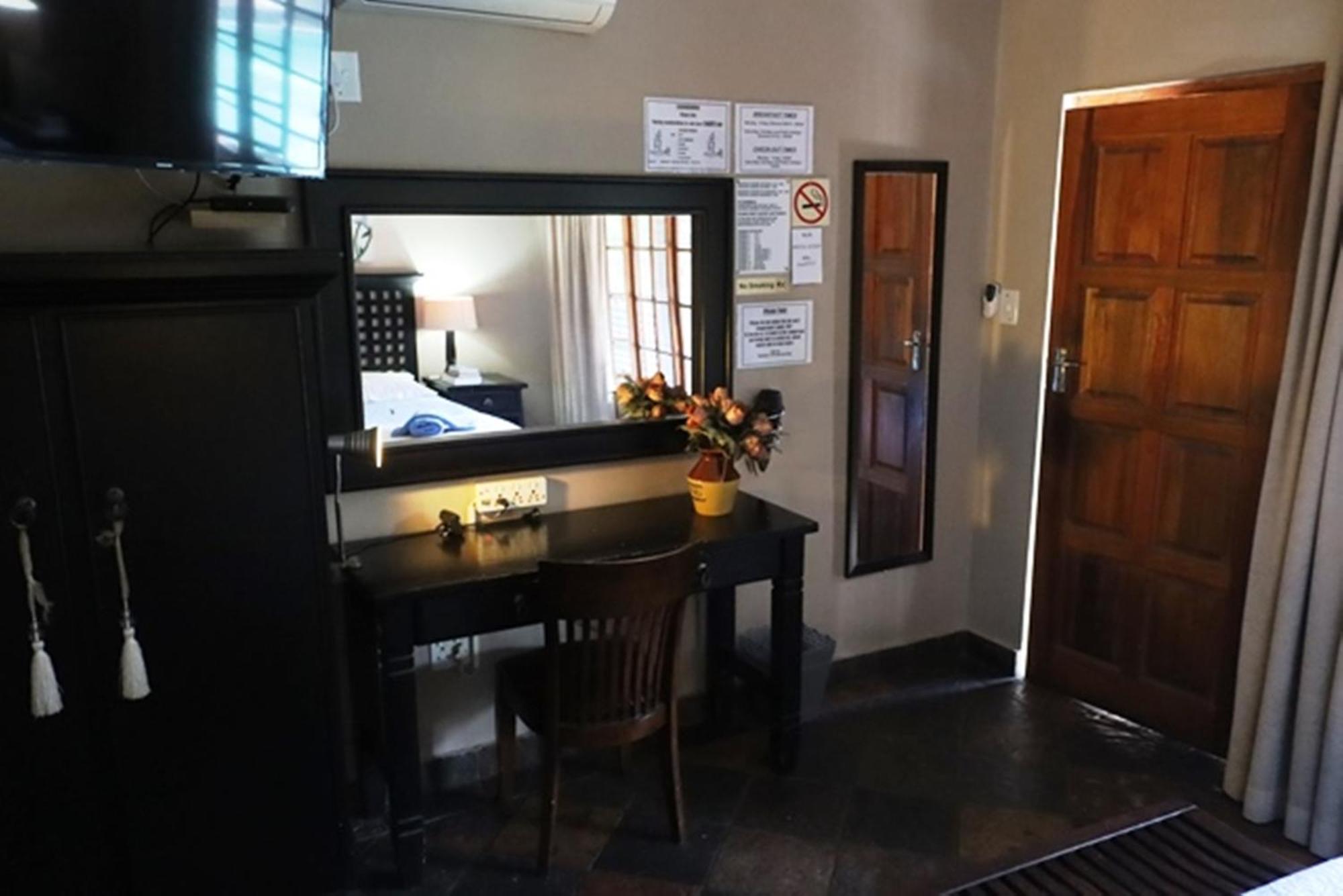 Royal Game Guest House Phalaborwa Exterior foto